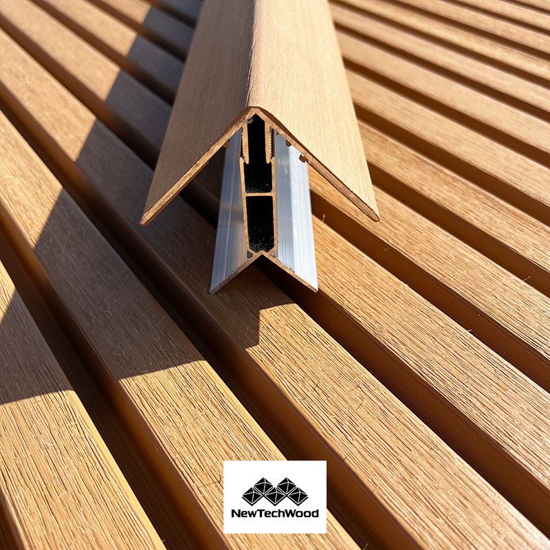 ACCESSOIRE BARDAGE BOIS COMPOSITE BROSSÉ (H54) RCE RED CEDAR – CA36 AA35 CORNIERE ANGLE 66*66*3000