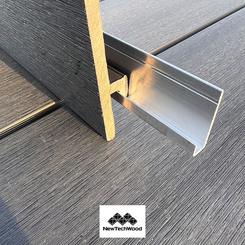 ACCESSOIRE BARDAGE ALUMINIUM – AA223 PROFILE DE DÉPART POUR BARDAGE US143 9*8*3000