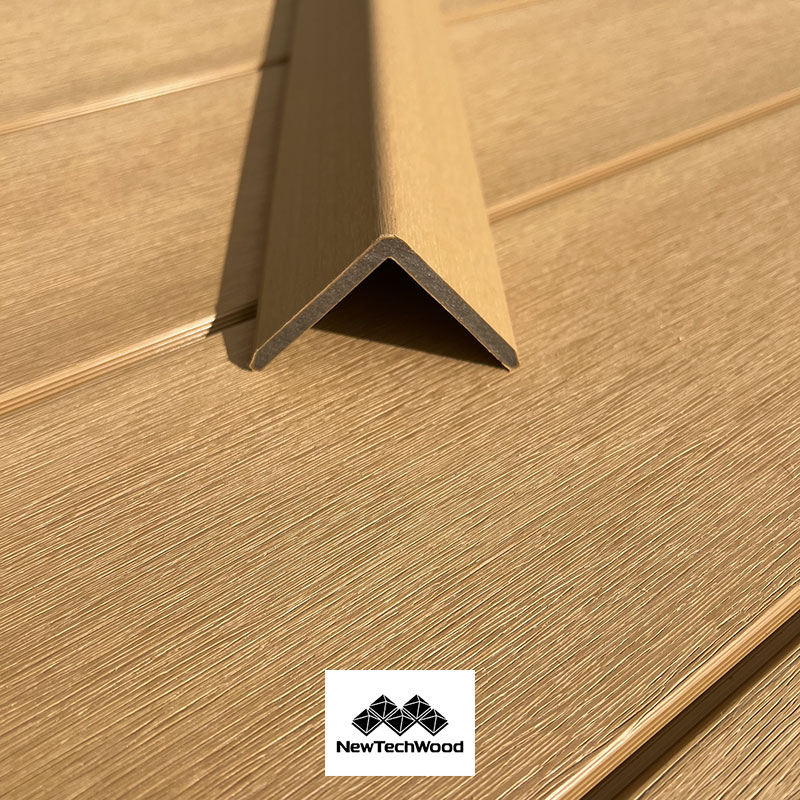 ACCESSOIRE BARDAGE BOIS COMPOSITE BROSSÉ (H54) RCE RED CEDAR – US154 CORNIERE ANGLE 55*55*3000