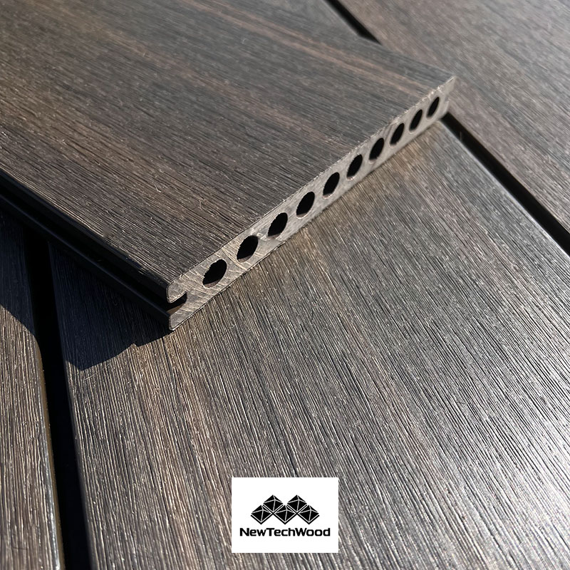 TERRASSE BOIS COMPOSITE SEMI PLEIN STRUCTURÉ ET BROSSÉ (H55 H54) AW AGED WOOD – UH22 23*210*4000